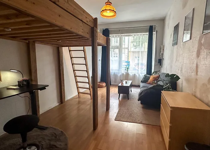 Bright & Spacious In Vibrant Friedrichshain 홈스테이 베를린